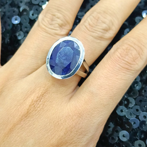 Oval Blue Sapphire Rings for Women | Sapphire Engagement Rings